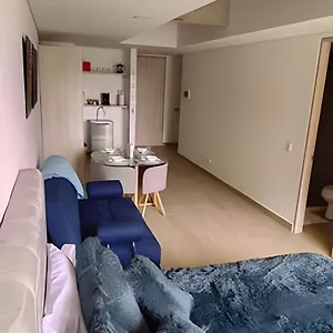 Completo En El Centro De Bogotá